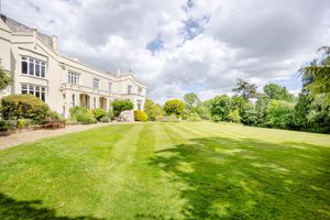 Photo 30- click for photo gallery